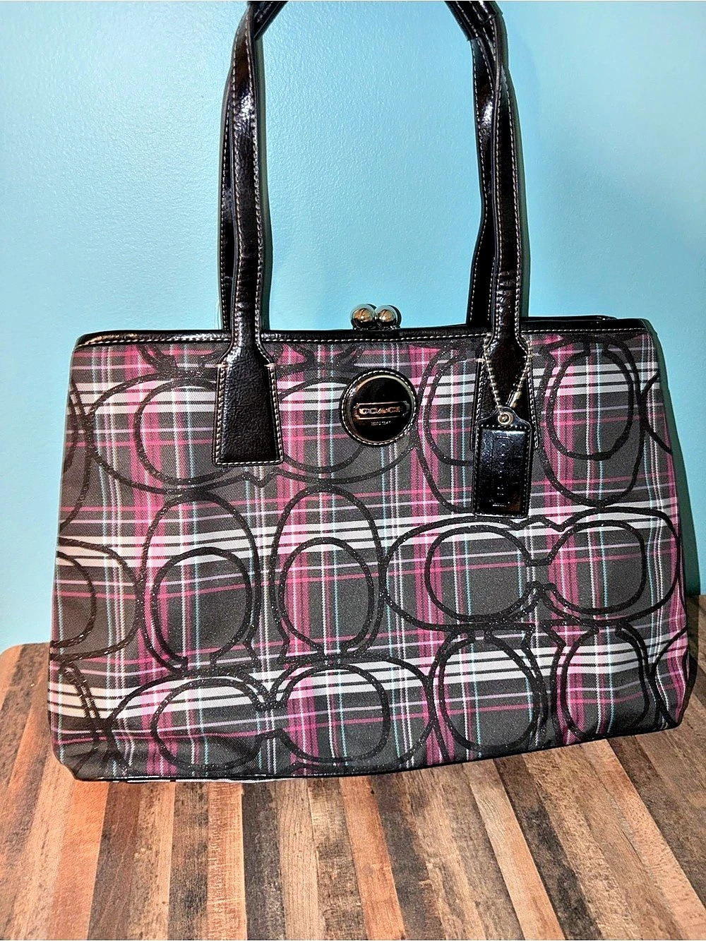 Coach Poppy Kiss Lock Shoulder Bag Plaid in Black & Pink NWT